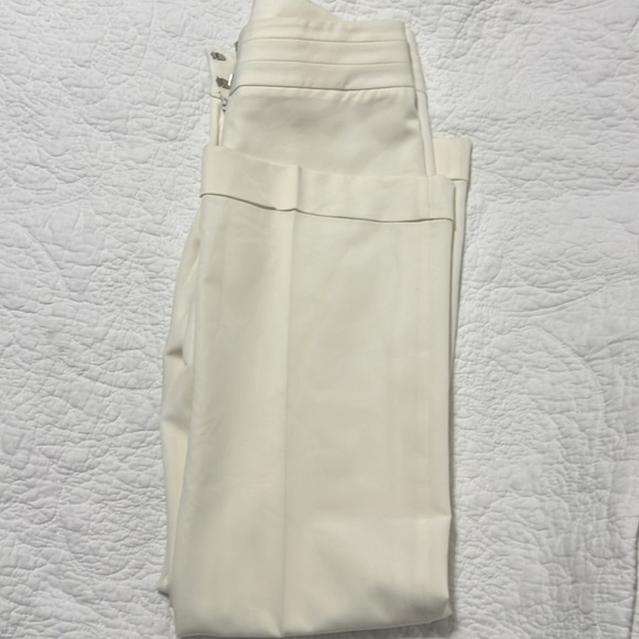 Good condition - Picture 3 of 4